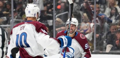 Die Colorado Avalanche erreichten mit einer perfekten 4:0-Bilanz die nächste Runde der NHL-Playoffs