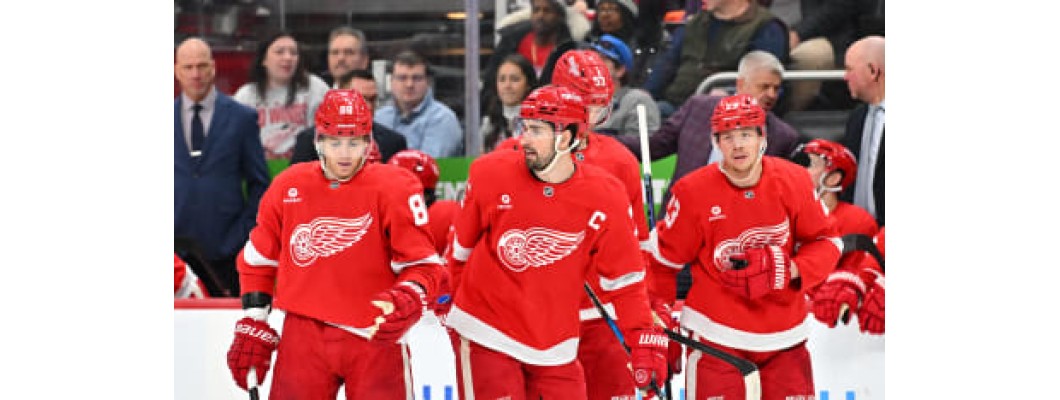 Die Detroit Red Wings und die Edmonton Oilers begannen einen Wechsel unterschiedlicher Epochen Die Detroit Red Wings und die Edmonton Oilers begannen einen Wechsel unterschiedlicher Epochen