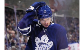 Mitch Marner glaubt, dass die Vegas Golden Knights bessere Chancen auf den Meistertitel haben Mitch Marner glaubt, dass die Vegas Golden Knights bessere Chancen auf den Meistertitel haben