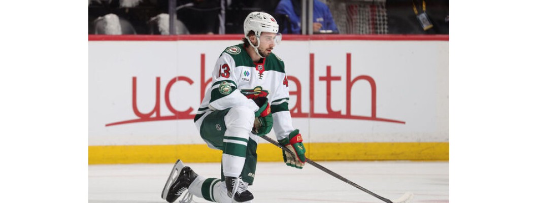 Quinn Hughes hat sich endgültig entschieden, bei den Minnesota Wild zu bleiben Quinn Hughes hat sich endgültig entschieden, bei den Minnesota Wild zu bleiben