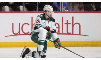 Quinn Hughes hat sich endgültig entschieden, bei den Minnesota Wild zu bleiben