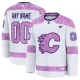 Fanatics Calgary Flames Hockey Fights Cancer Personalisiert 24/25 Practice Trikot - Herren (Weiss) Fanatics Calgary Flames Hockey Fights Cancer Personalisiert 24/25 Practice Trikot - Herren (Weiss)
