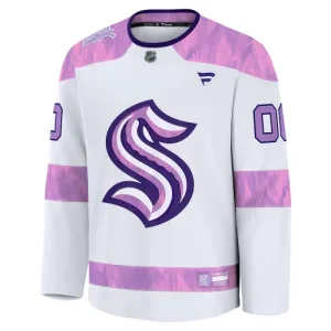Fanatics Seattle Kraken Hockey Fights Cancer Personalisiert 24/25 Practice Trikot - Herren (Weiss)
