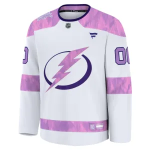 Fanatics Tampa Bay Lightning Hockey Fights Cancer Personalisiert 24/25 Practice Trikot - Herren (Weiss)